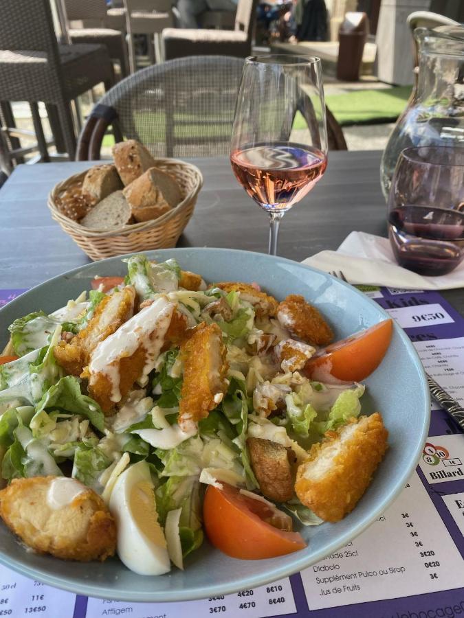 Logis Hotel Le Bocage Montmarault Luaran gambar