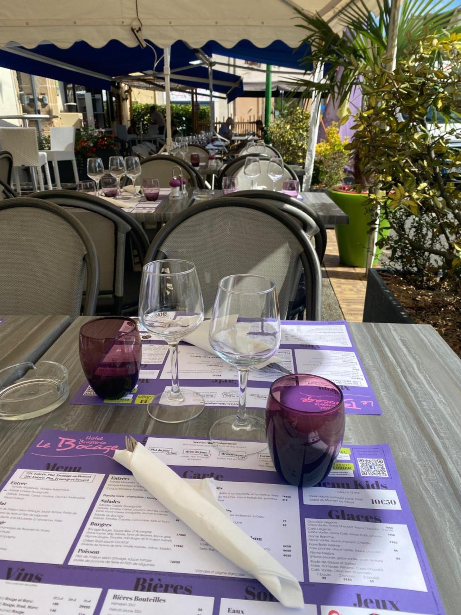 Logis Hotel Le Bocage Montmarault Luaran gambar